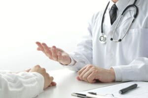 交通事故の休業補償の計算方法ともらえる条件！休業損害との違いも解説